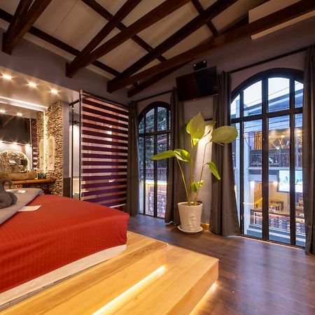 Rockinnest Hotel 엘니도 외부 사진