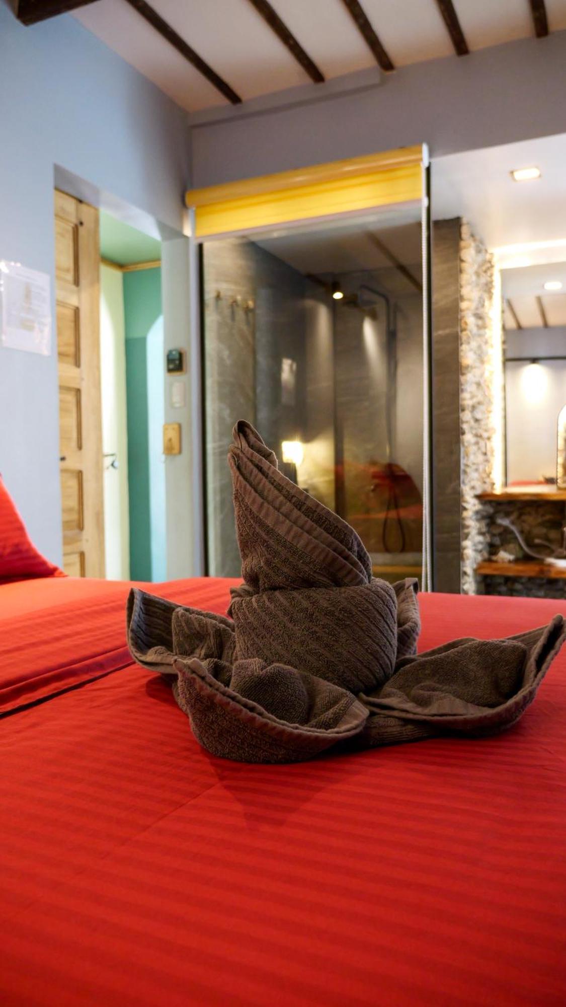 Rockinnest Hotel 엘니도 외부 사진