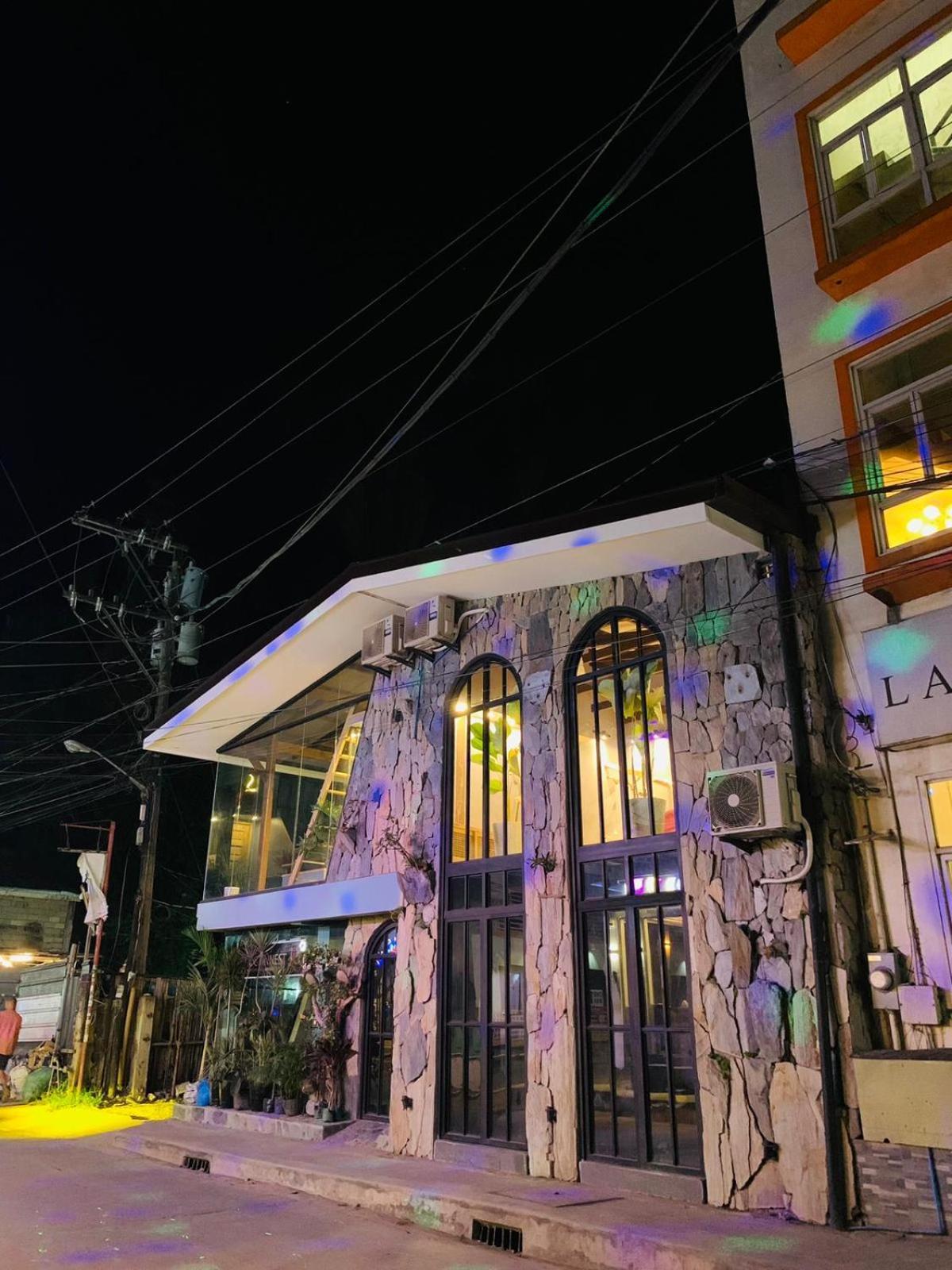 Rockinnest Hotel 엘니도 외부 사진